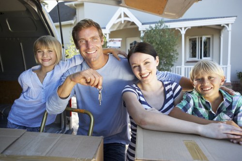 Secure and practical self storage in Hackney for everyday use