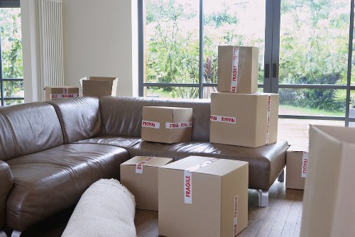 Property access and item volume influencing a Hackney storage estimate